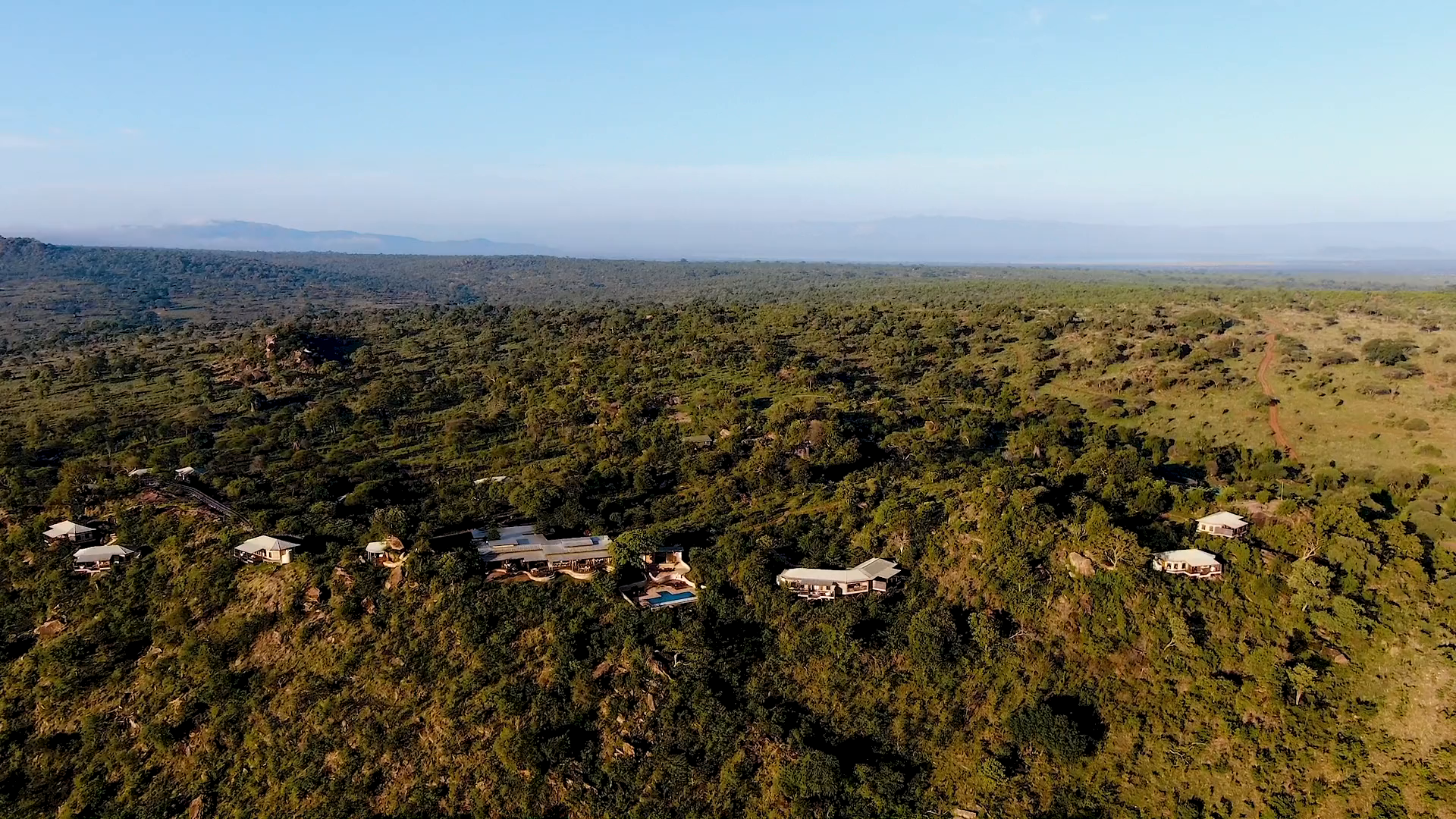 Tent at Legendary Serengeti Mobile Camp - Tanzania Safari Tours: Ultimate  Northern Circuit Package - Africa Endeavours